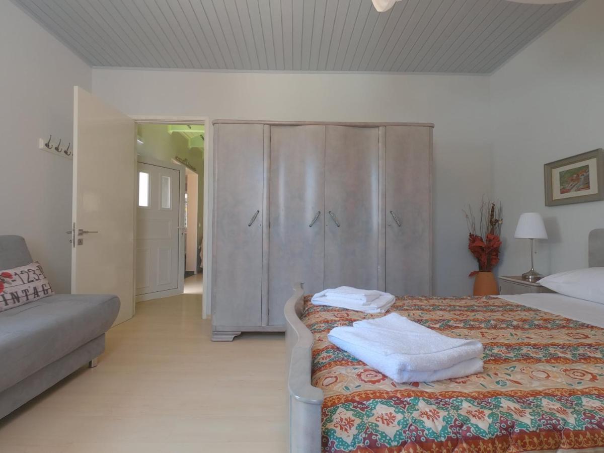 Nereids House Holiday home *
